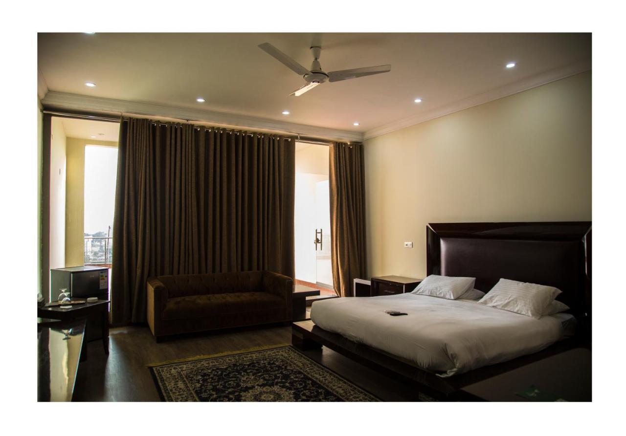 سيالكوت Hotel Akbars Kinara المظهر الخارجي الصورة