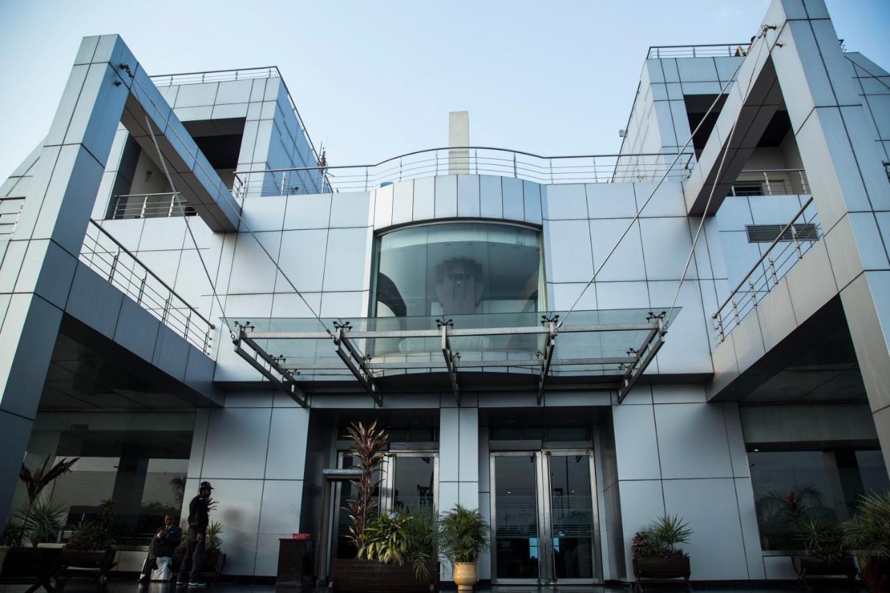 سيالكوت Hotel Akbars Kinara المظهر الخارجي الصورة