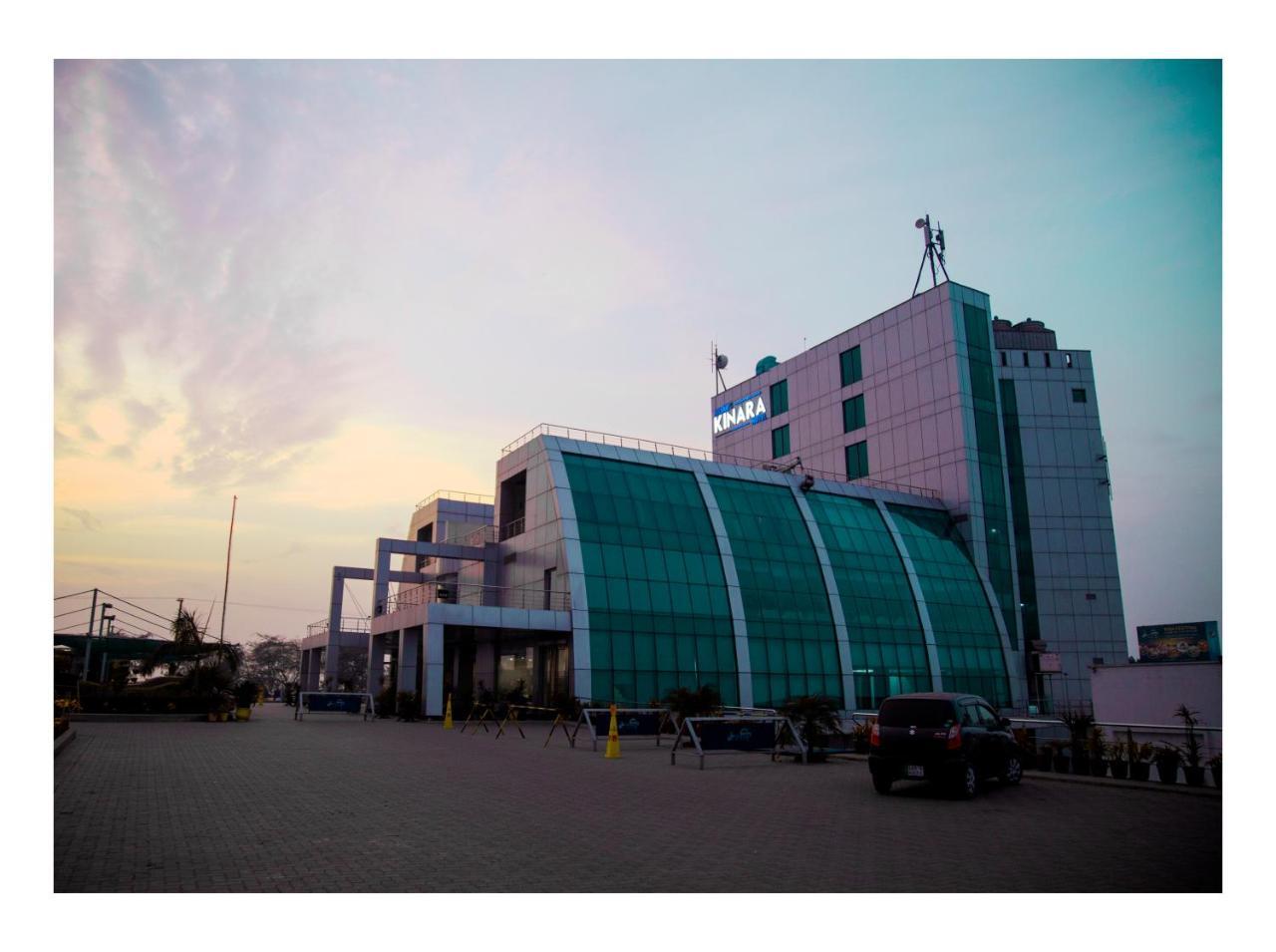 سيالكوت Hotel Akbars Kinara المظهر الخارجي الصورة